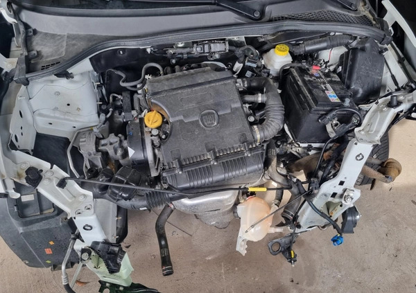 Fiat Tipo cena 14700 przebieg: 40000, rok produkcji 2020 z Biała małe 67